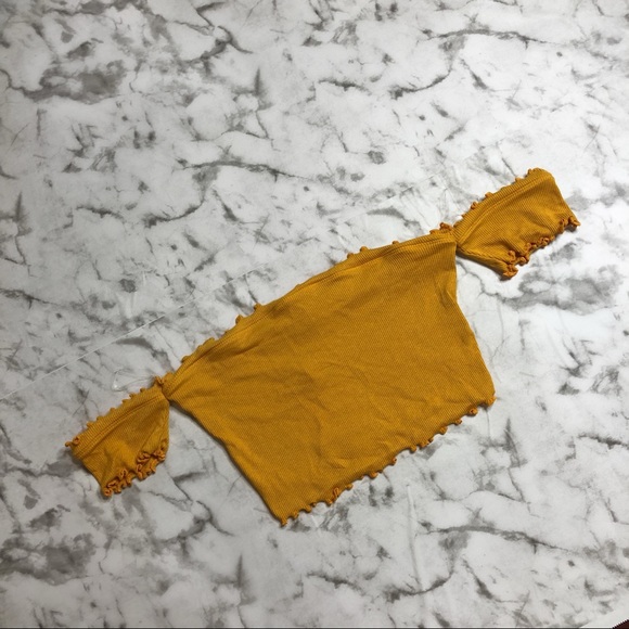 Mustard off the shoulder crop top - Picture 2 of 2